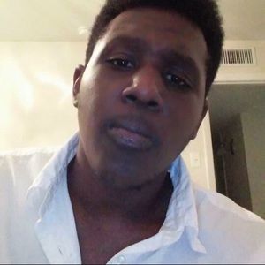 Meet your Posher, Devaughn